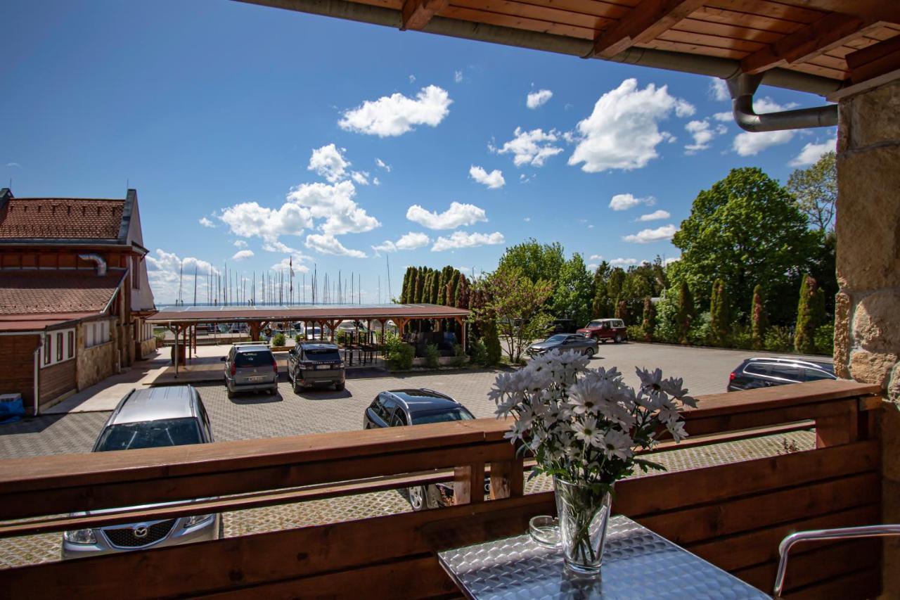 Balatonfoi Yacht Club 4*