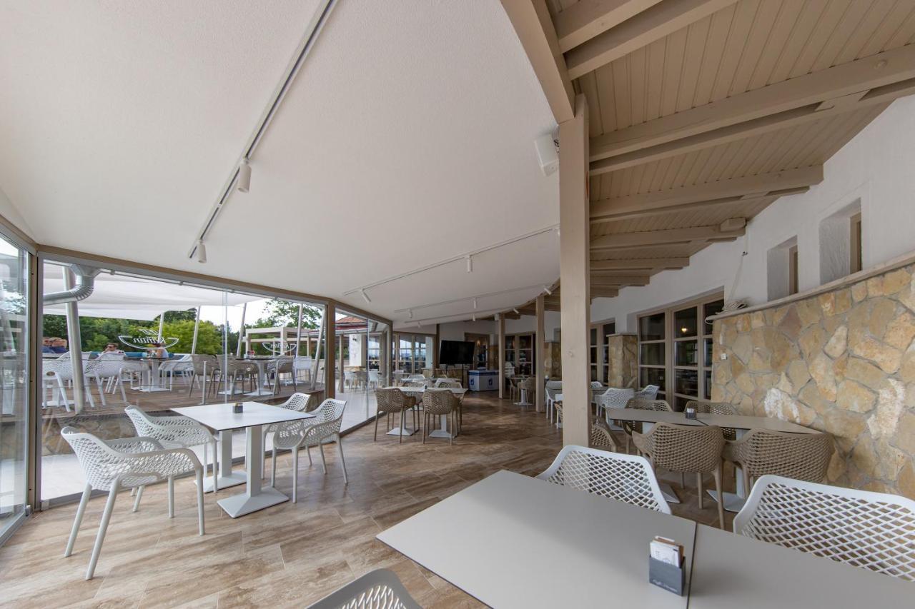 Hotel Balatonfoi Yacht Club